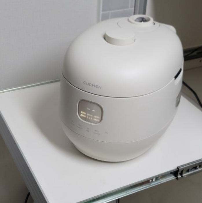 TWS0610 stainless inner pot rice cooker blog image