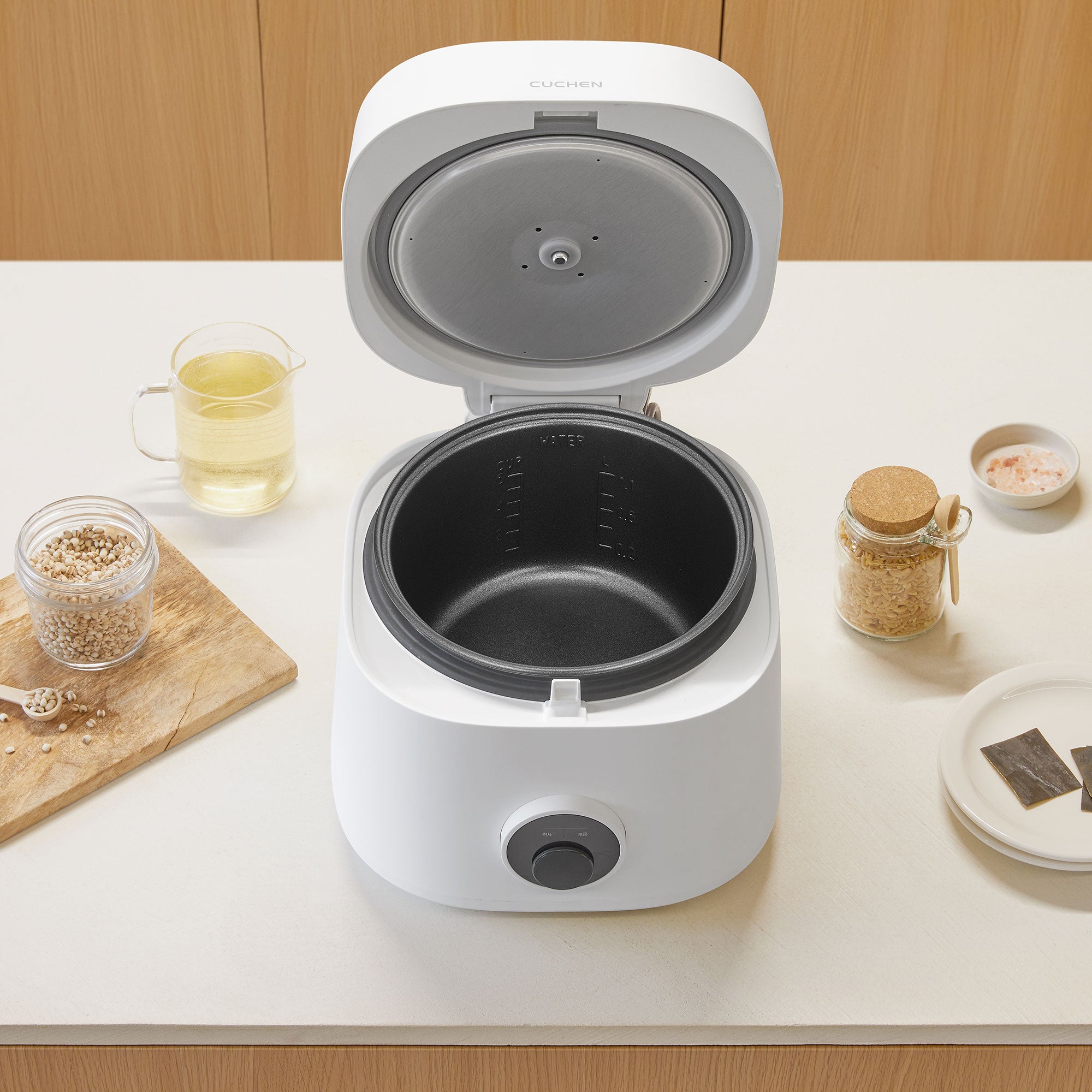 6-Cup (6 Person) Basic Rice Cooker (CRE-D0601WUS)