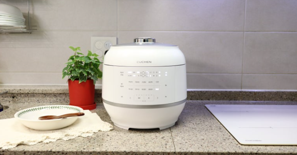 Cuchen CRT-RPK0670WUS rice cooker image